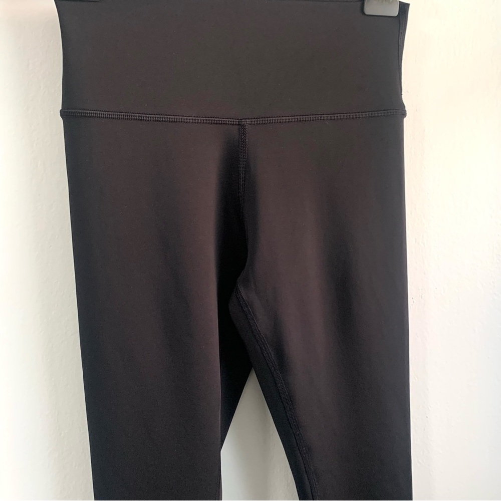 ALO Yoga High Waist Airbrush  Black Leggings Size Medium, #legging #activewear - Picture 3 of 10